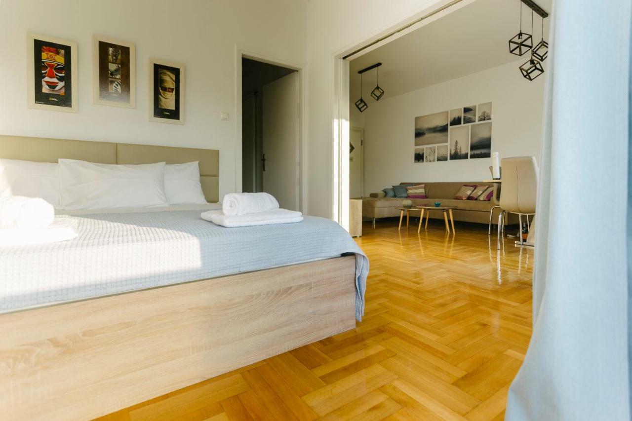 Bright 2 Bedrooms Apt. In The Heart Of Athens W Stunning Views To Acropolis מראה חיצוני תמונה